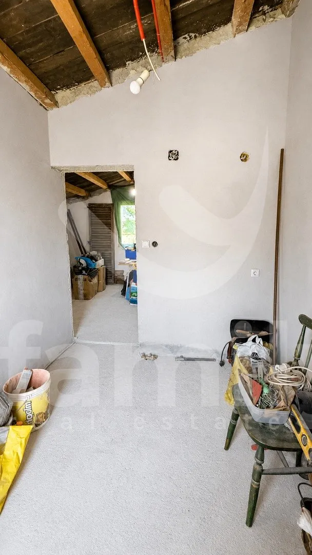 prodaja samostojeća kuća s dvije stambene jedinice barban - slika 16