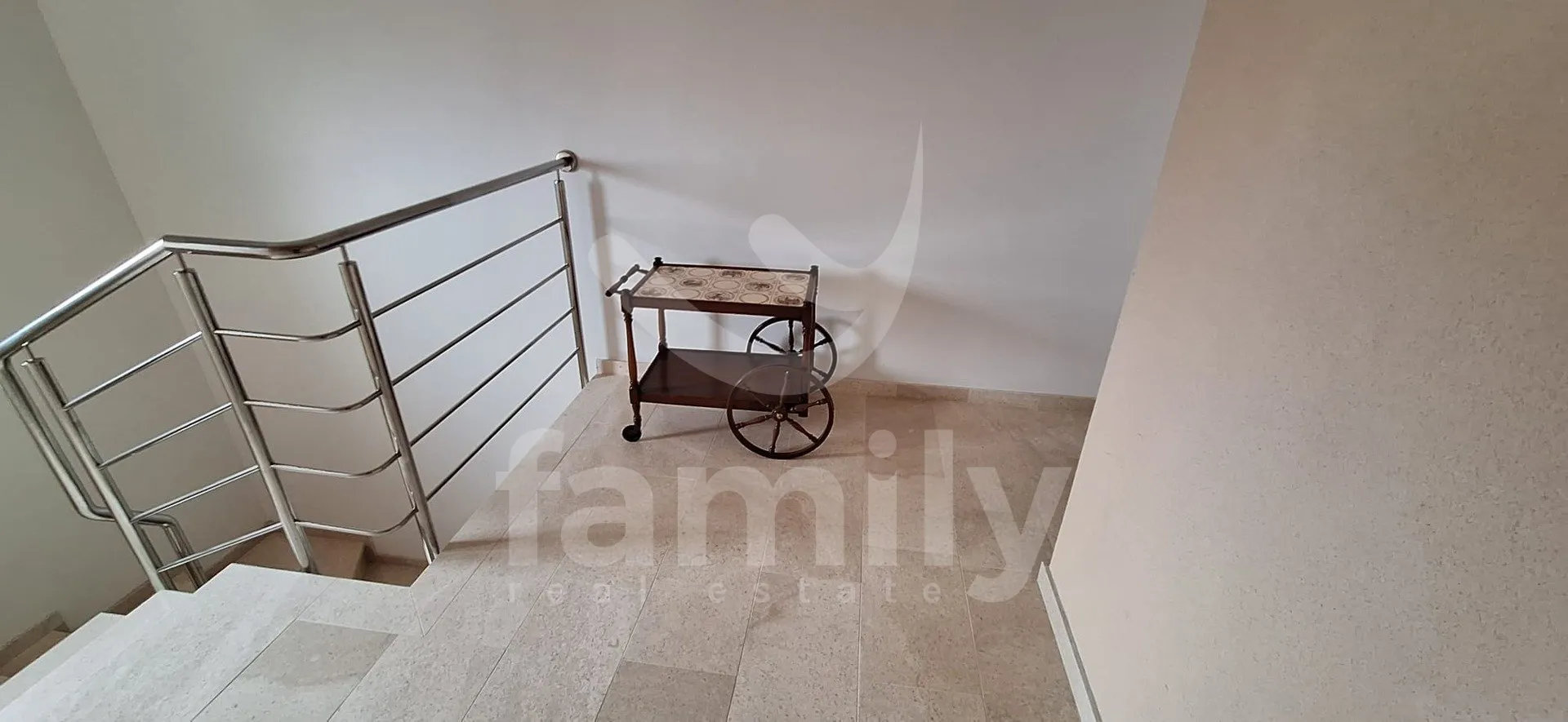 apartmanska kuća sa 4 stana i pogledom na more - slika 24