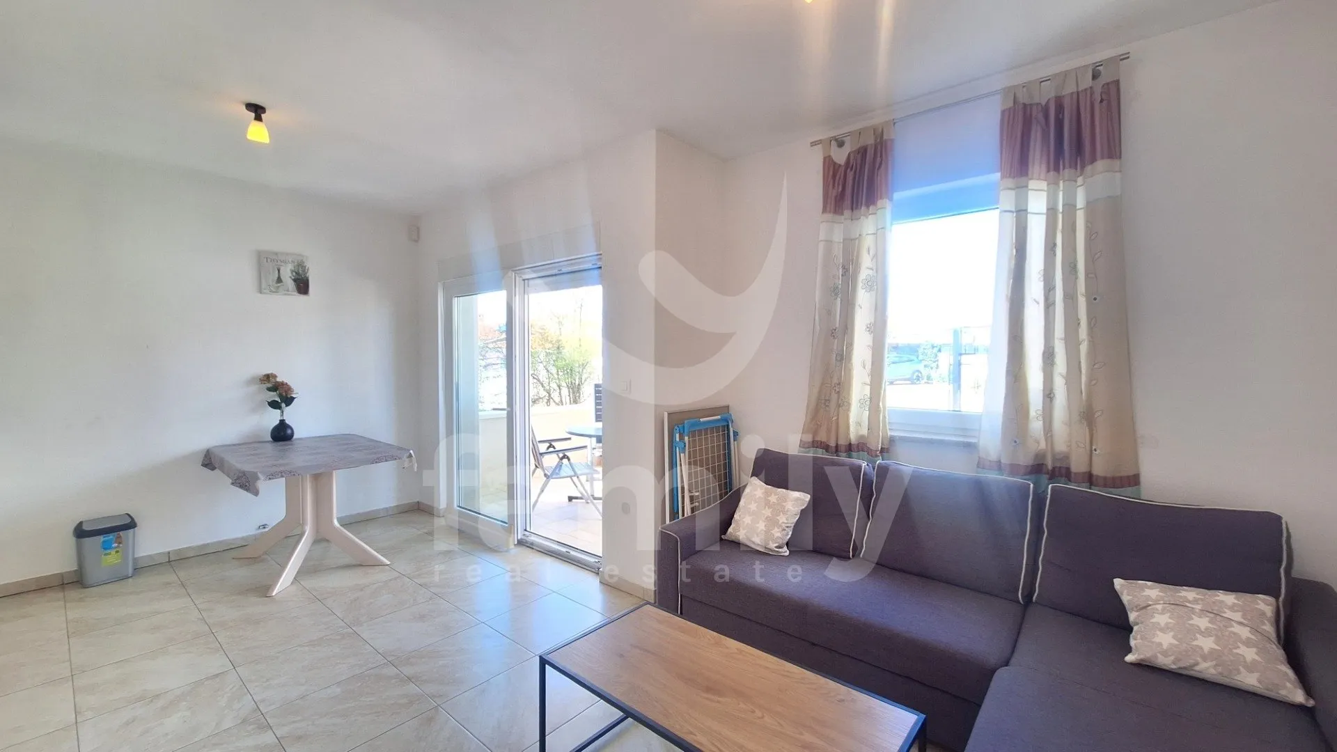 apartmanska kuća sa bazenom blizu mora - slika 3
