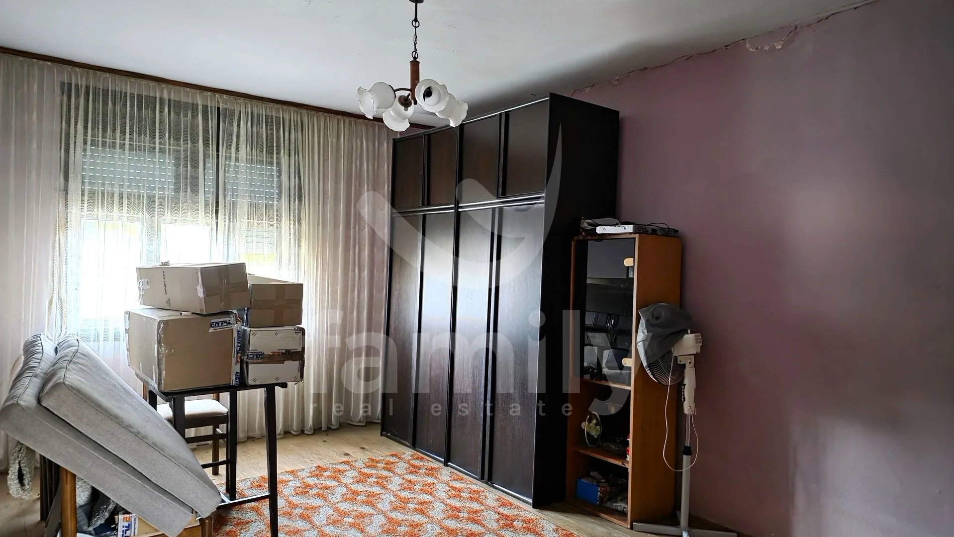 prodaja kuće s pomoćnim objektima te dva jutra zemlje u lađevcu - slika 11