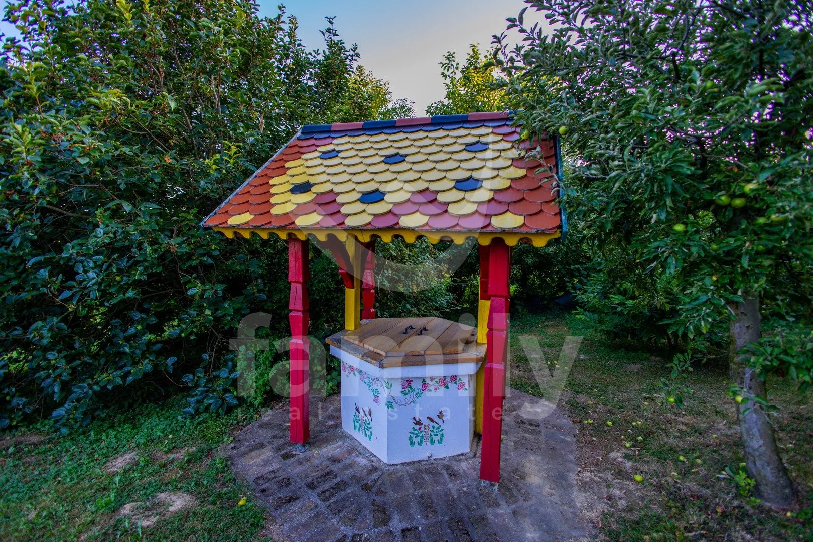 dvije hrastove kuće, bazen, vinograd i voćnjak - slika 14