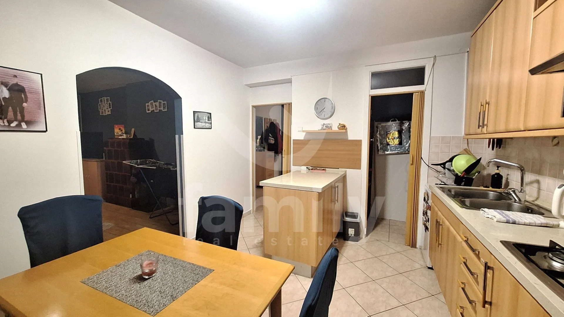 lijepi stan na atraktivnoj lokaciji u puli - slika 5