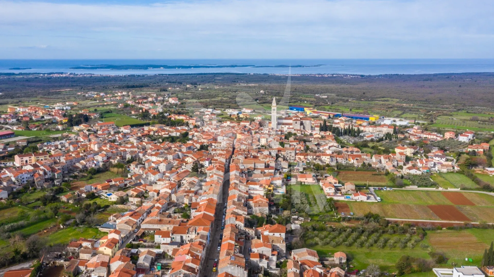 zemljište pozamašne površine 35 500 m2 za investiciju turističke namjene - slika 3