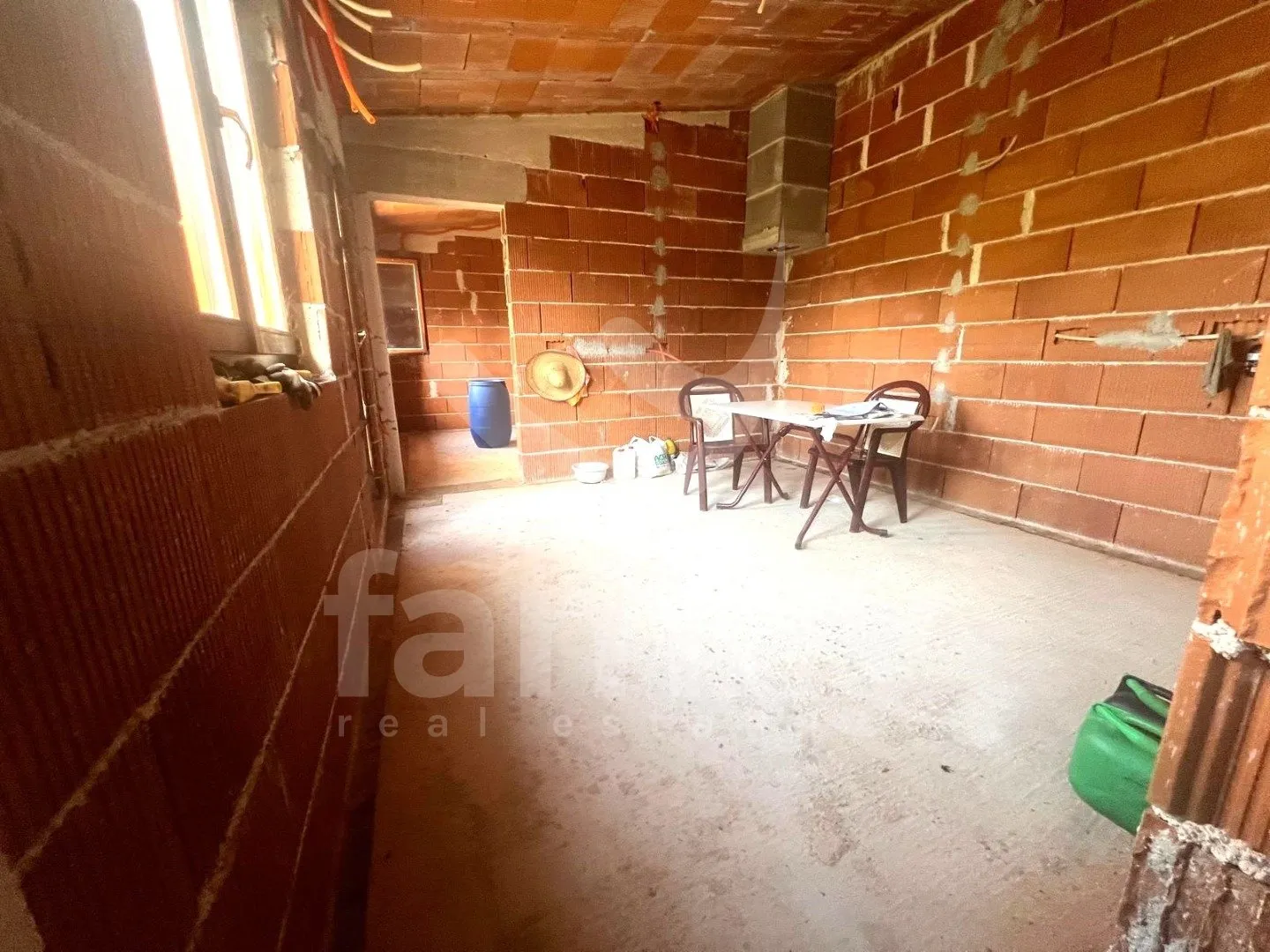 tri kuće za renovaciju na mirnoj lokaciji - slika 7