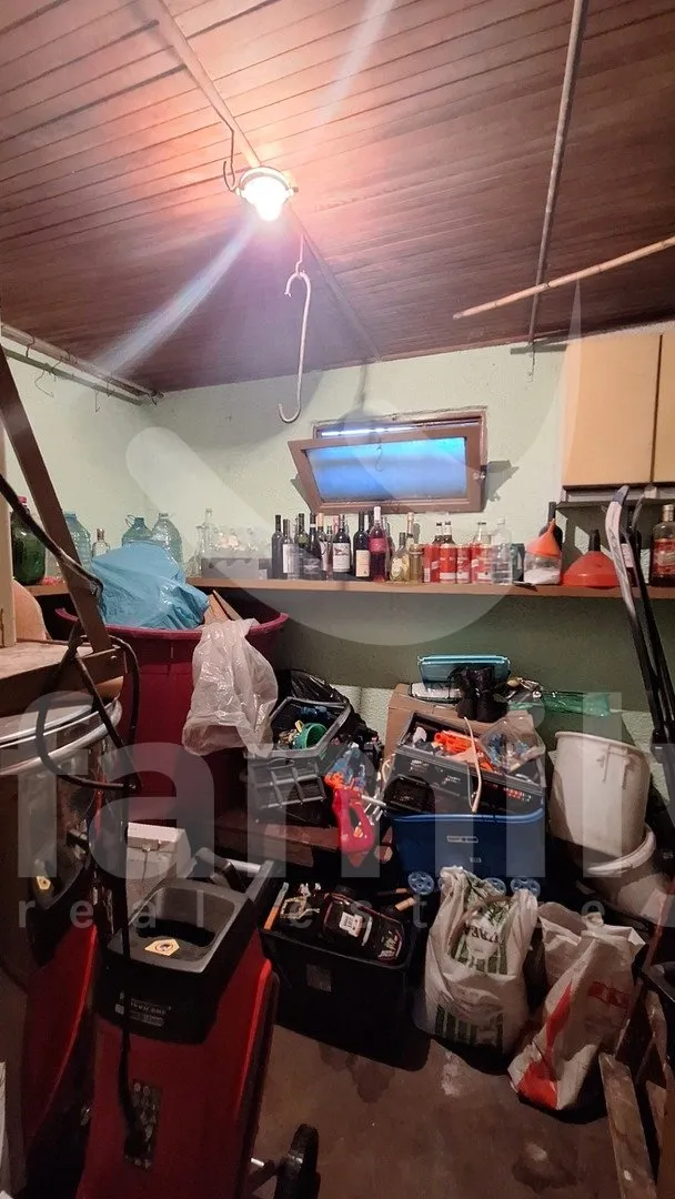 samostojeća prizemnica sa pogledom na more u blizini plaže - slika 16