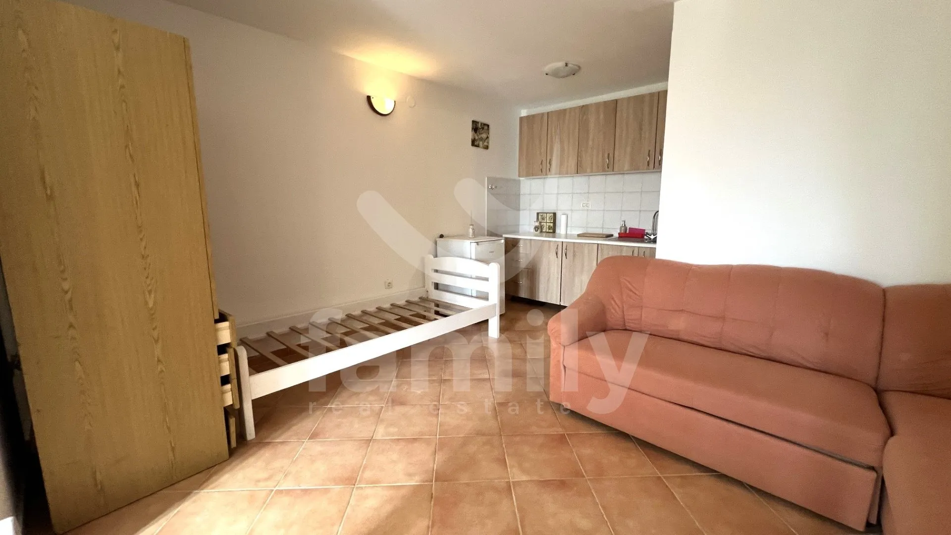 prodaja visokoisplative kuće sa dva apartmana u rovinju - slika 7