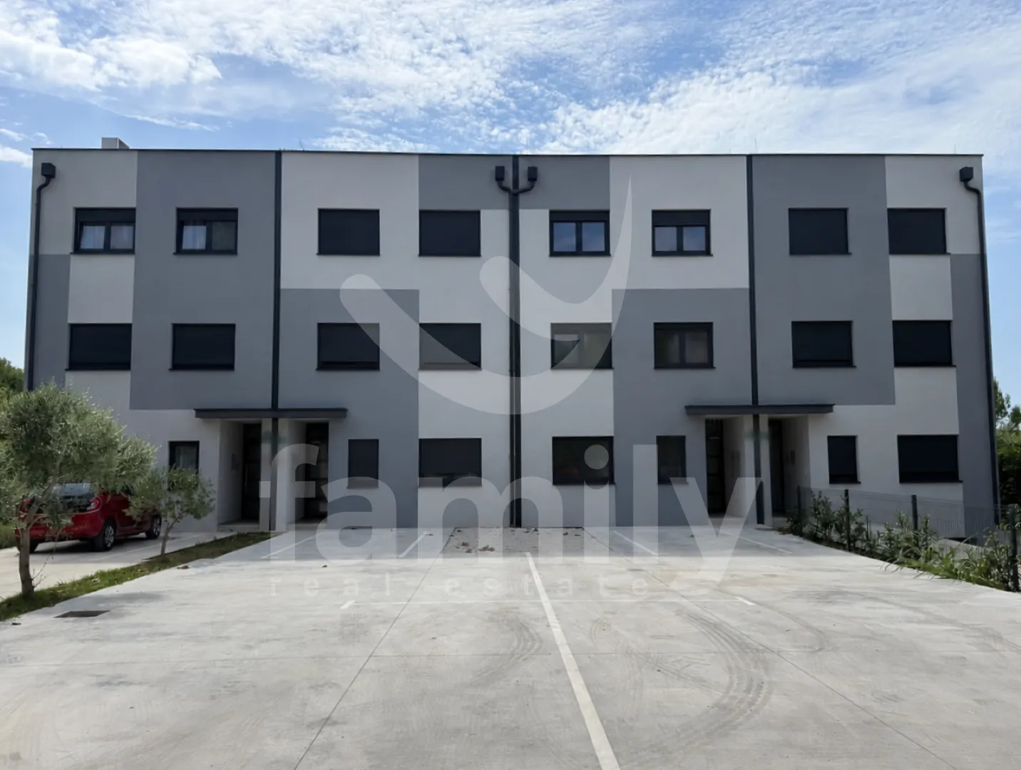 prodaja novogradnje 2. kat s parkingom pula, nova veruda - slika 12