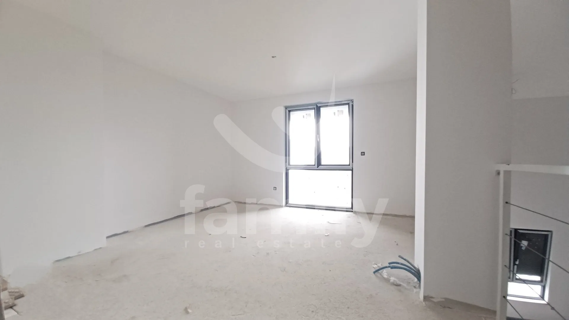novi luksuzni penthouse na top lokaciji - slika 13