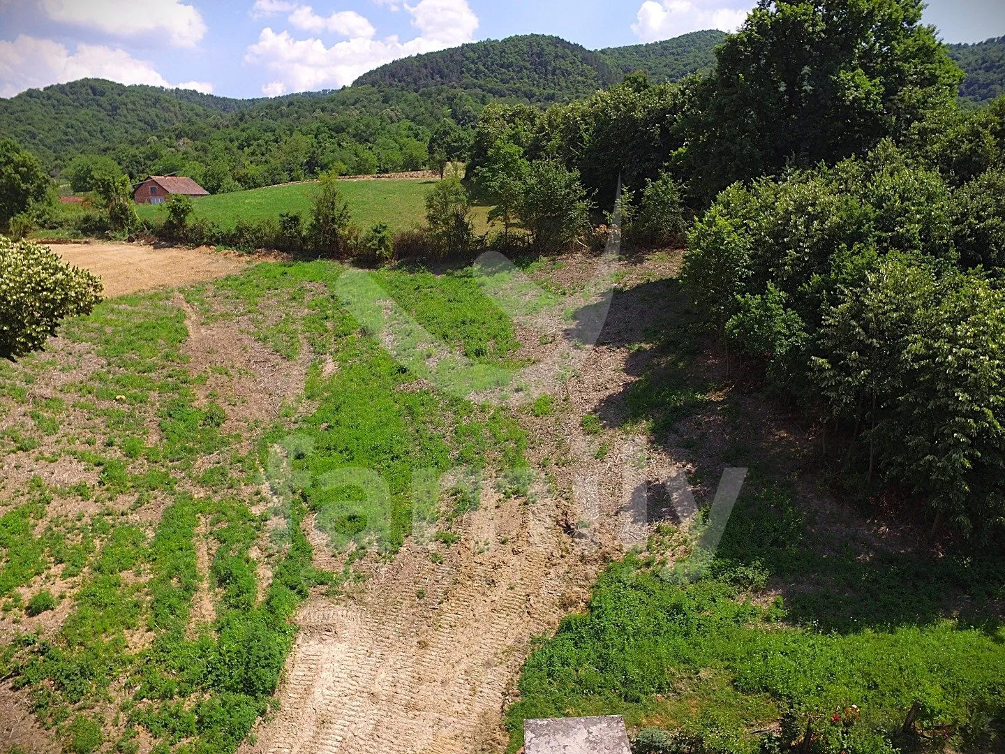 atraktivno građevinsko zemljište u novom selu - slika 4