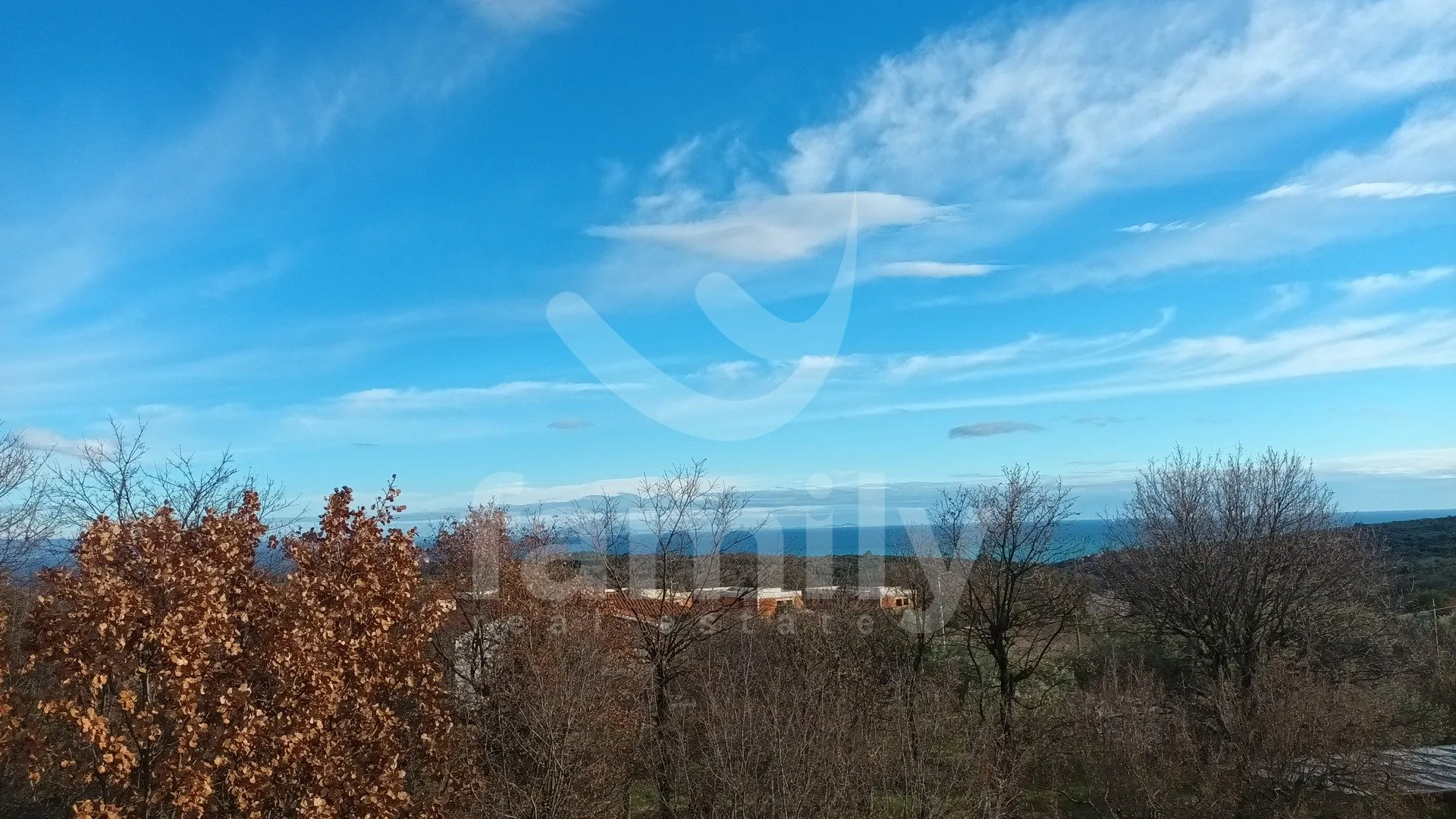 rohbau vila, veliko zemljište, pogled more - slika 11
