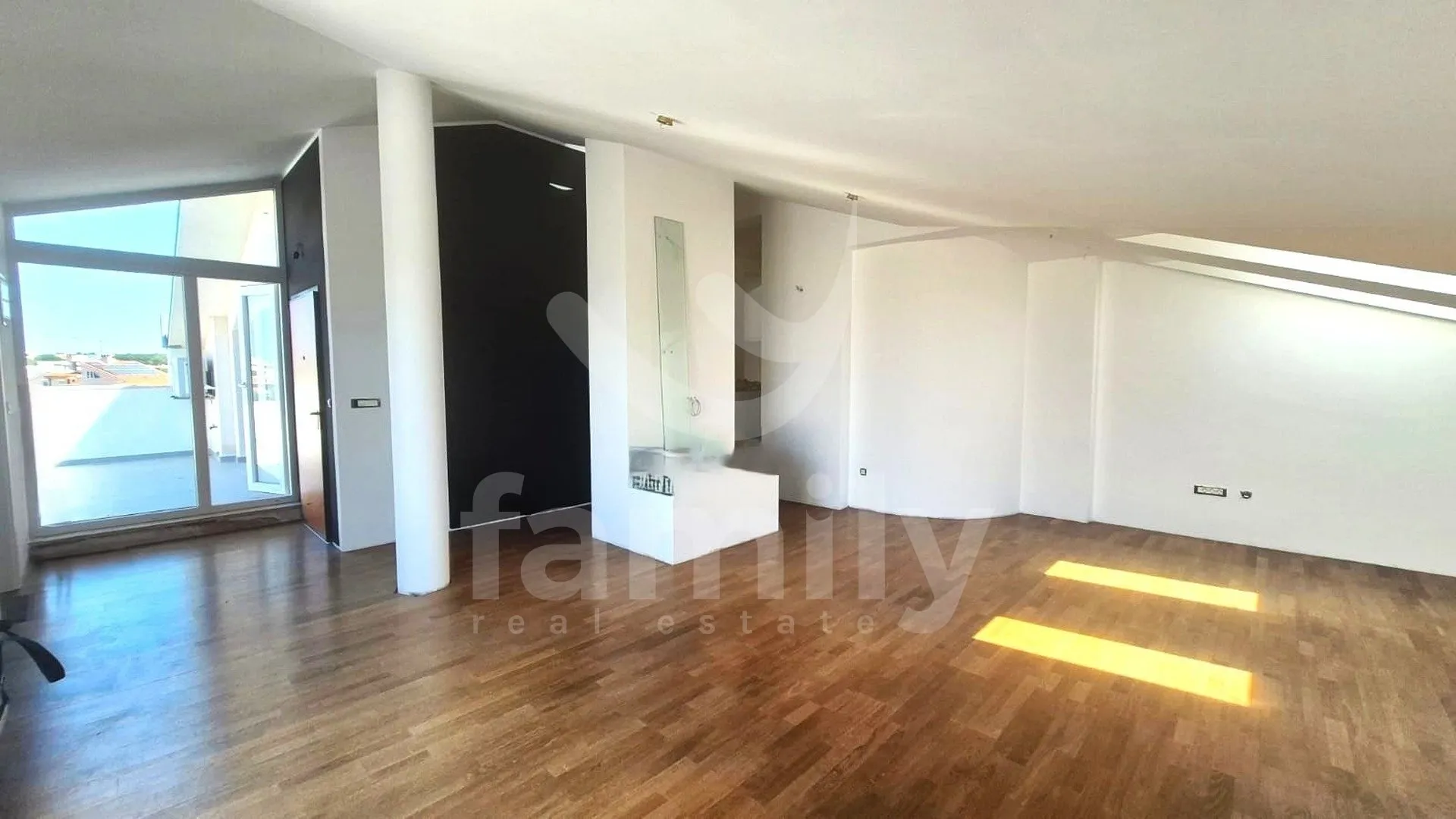 penthouse uz more s bazenom i panoramskim pogledom - slika 5