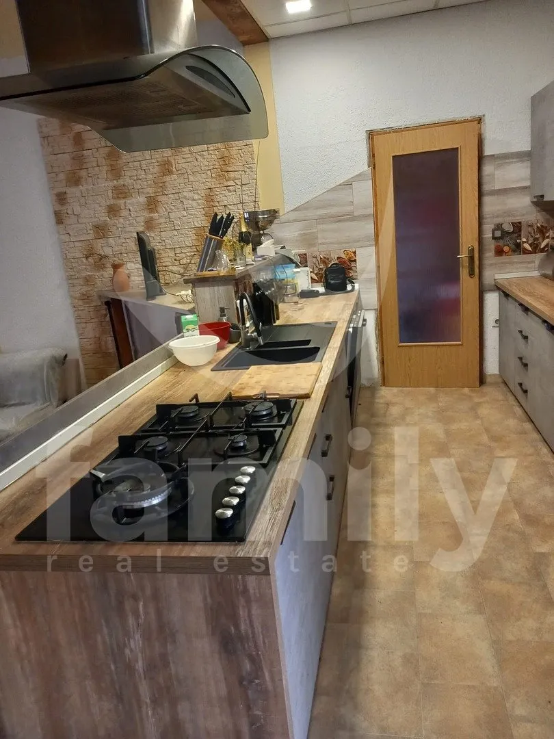 prodaja atraktivne obiteljske kuće u okolici pule - slika 13