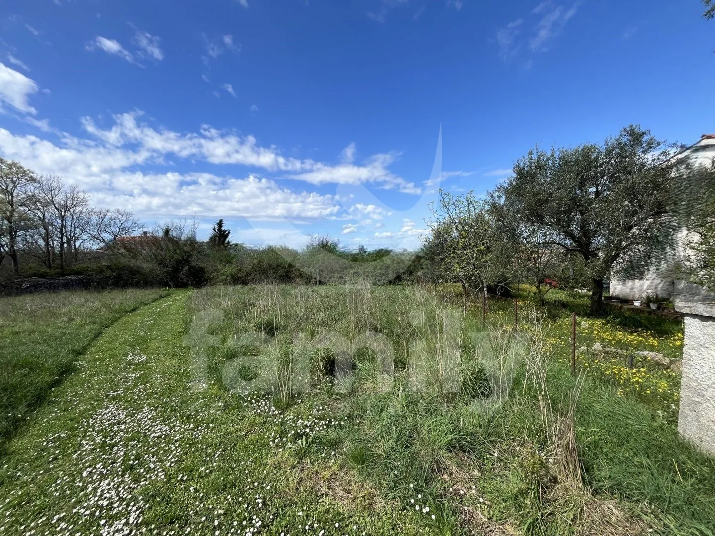 građevinska parcela sa prekrasnim panoramskim pogledom - slika 5
