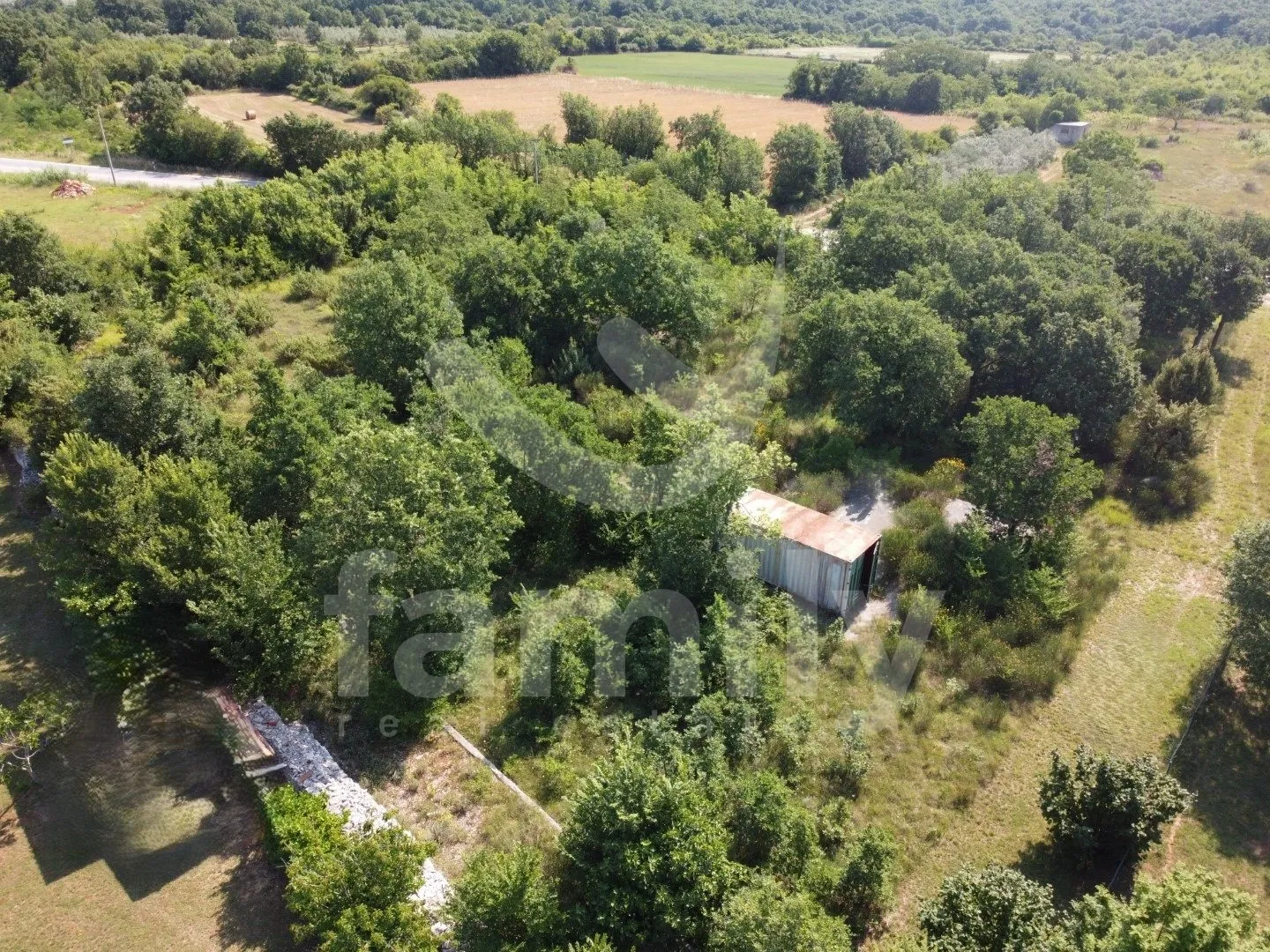 atraktivno prostrano građevinsko zemljište u vodnjanu - slika 2