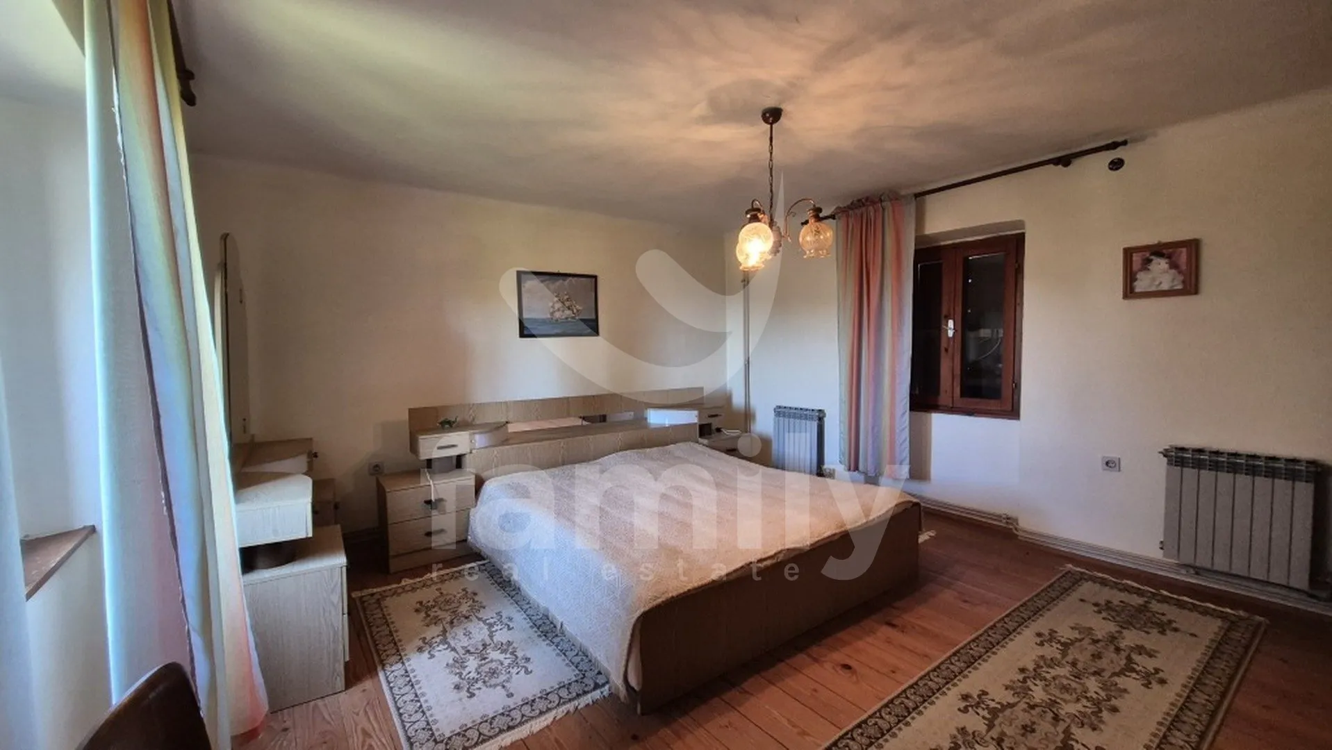 prodaja šarmantne kuće za renovaciju u mirnom naselju - slika 9