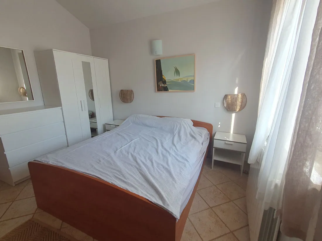 prodaja, prizemnica sa tri spavaće sobe i bazenom u okolici poreča - slika 10