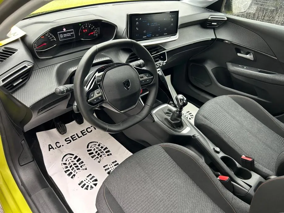 peugeot 208 style 100 - 2025 - 19.000 km - jamstvo - gratis reg. - slika 10