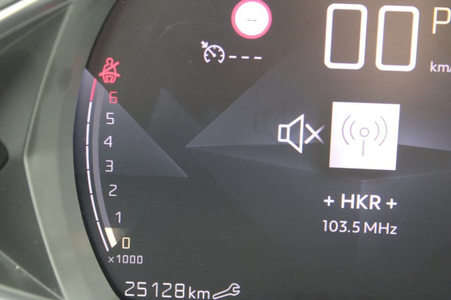 ds ds3 crossback 1.2 puretech automatik *navi, led* - slika 18