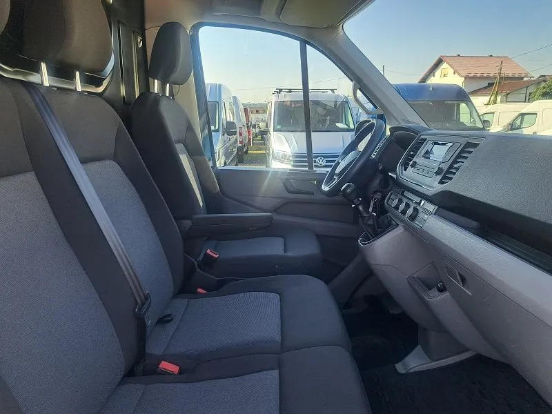 volkswagen crafter 2.0 tdi*140ks*klima*park.senzori*tempomat* - slika 17