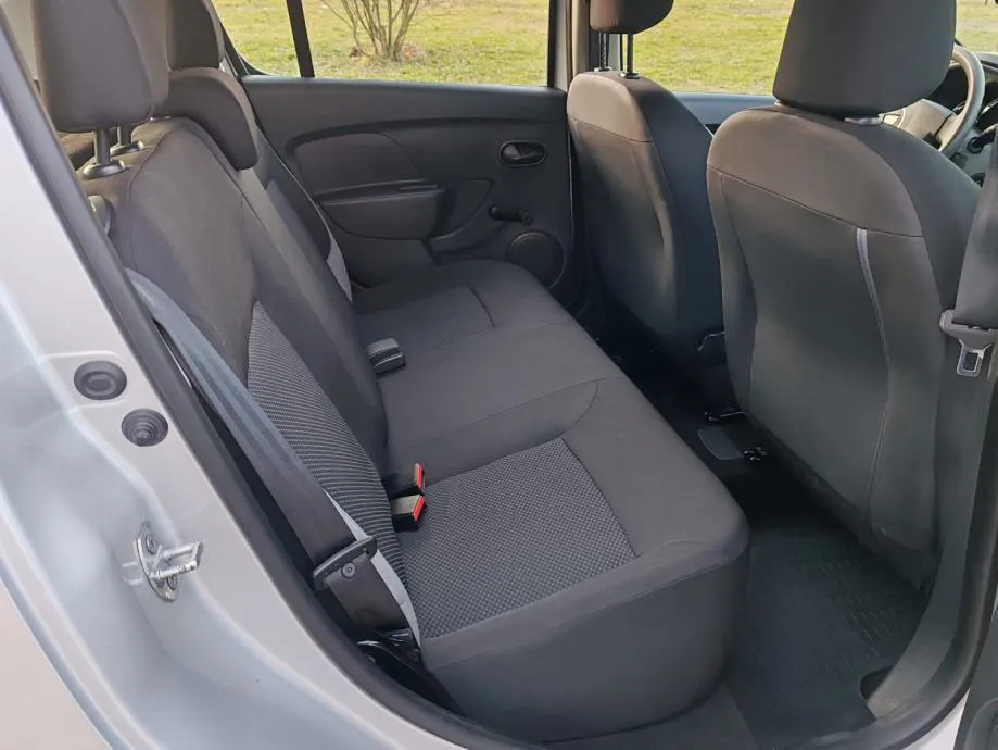 dacia sandero 0,9 tce 90,2015 g,66000 km, kartice24/36 rata - slika 9