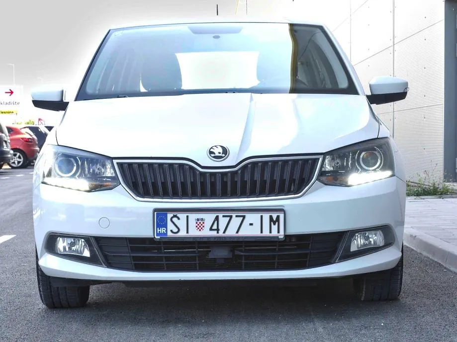 škoda fabia 1.4 tdi | registriran do 08/2026 - slika 12