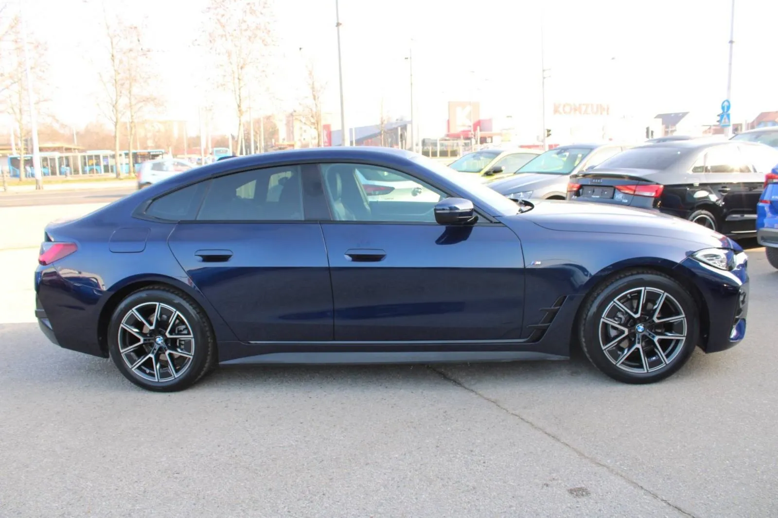 bmw serija 4 gran coupe 420i m-sport automatik *head-up, navigacija, k - slika 4