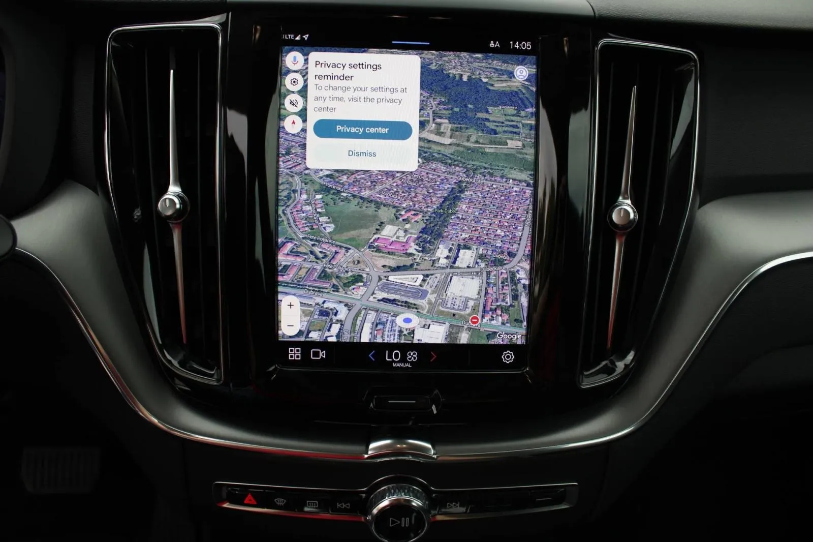 volvo xc60 b4 2.0d automatik *led, navigacija, kamera* - slika 16