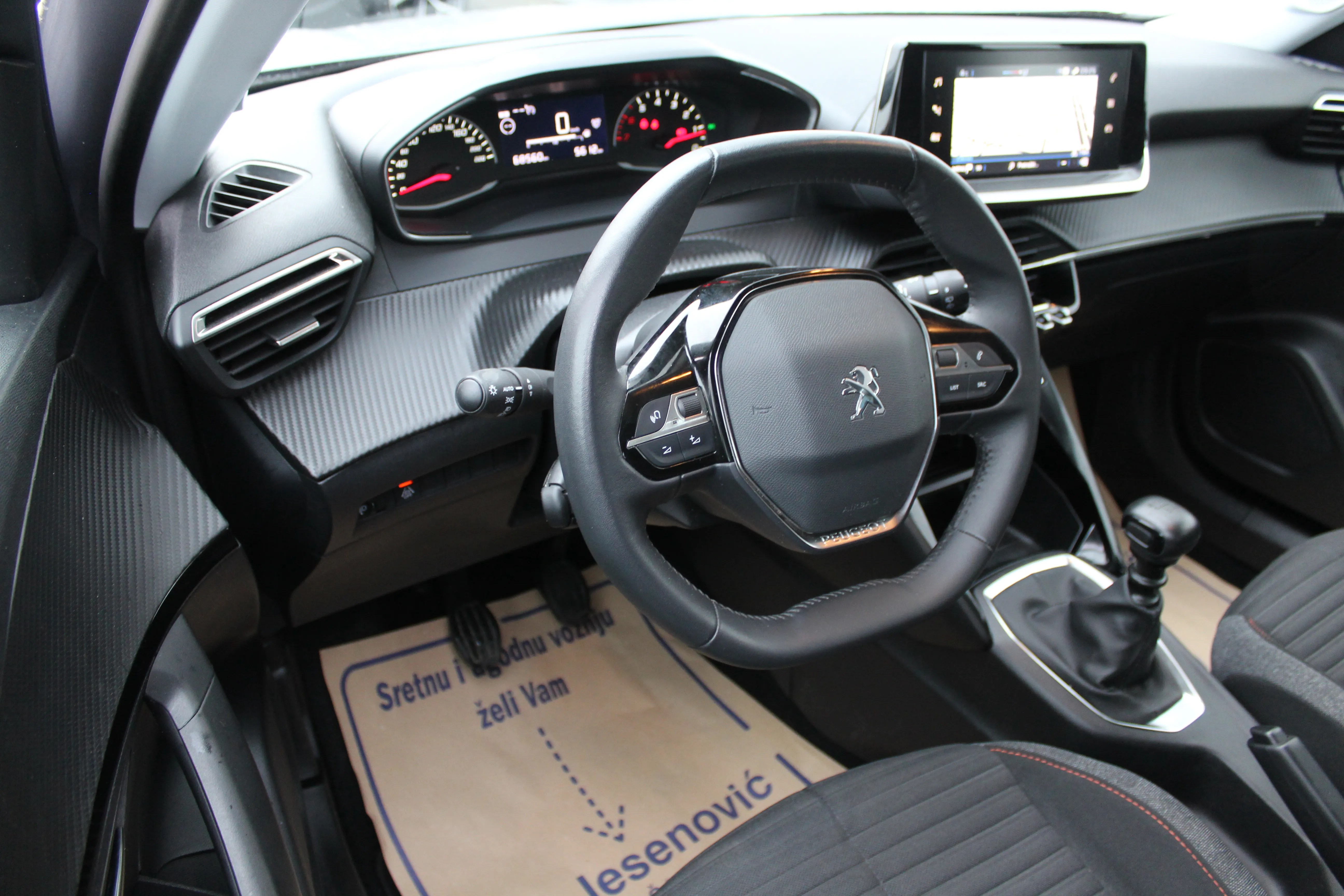 13066 peugeot 2008 1,2 puretech 100 s&s active - slika 8