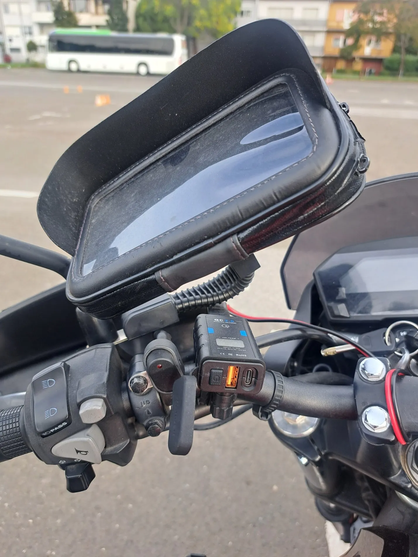 honda nc750 sa, sa puno dodatne opreme, povoljno prodajem - slika 6