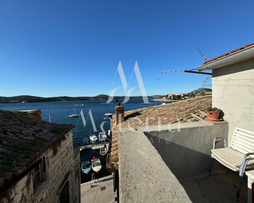 Dvoetažni Stan U Centru Šibenika/dolac – 95 M²
