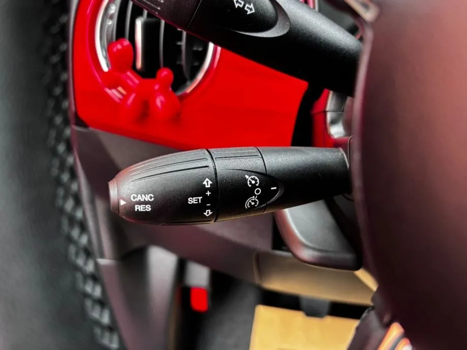 fiat 500 1,0 gse •2023.g.•dolcevita•16 300 km•leasingbezučešća• - slika 9