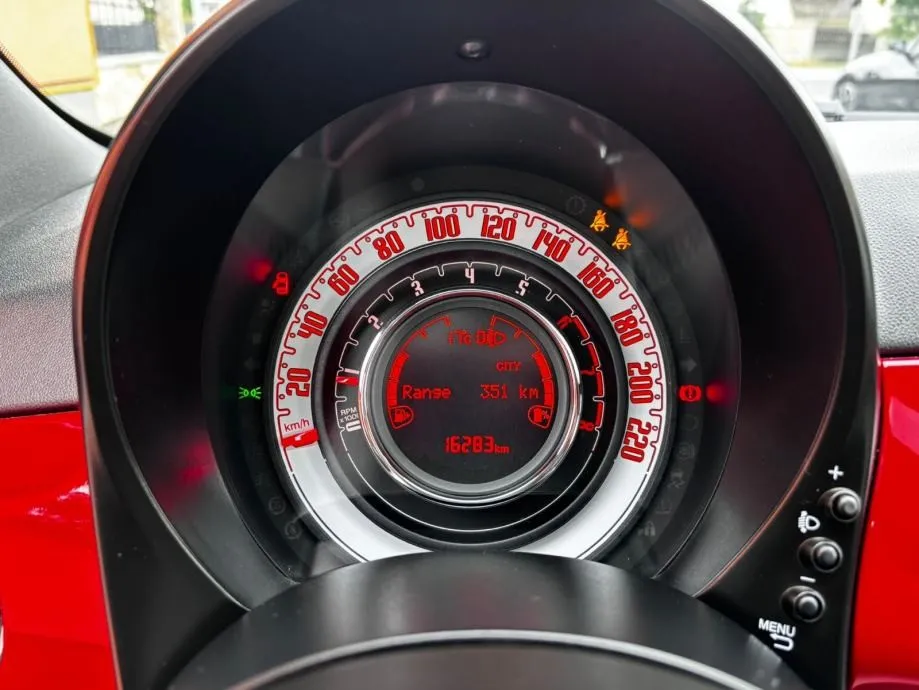 fiat 500 1,0 gse •2023.g.•dolcevita•16 300 km•leasingbezučešća• - slika 12