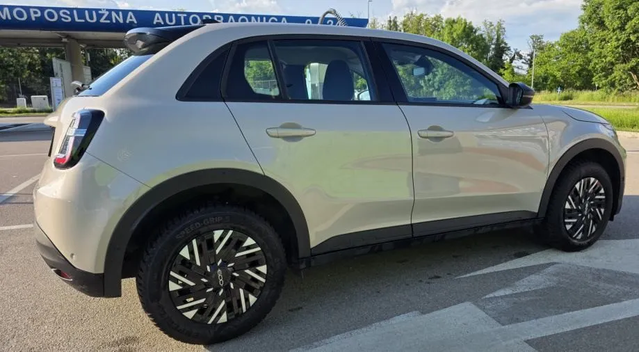 fiat 600 1.2 e-hybrid aut. - slika 5