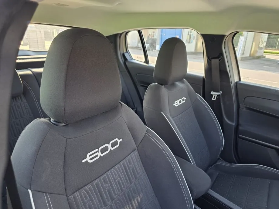 fiat 600 1.2 e-hybrid aut. - slika 15