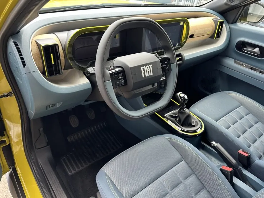 fiat grande panda 1.2 e-hybrid la prima - demo automobil - slika 7