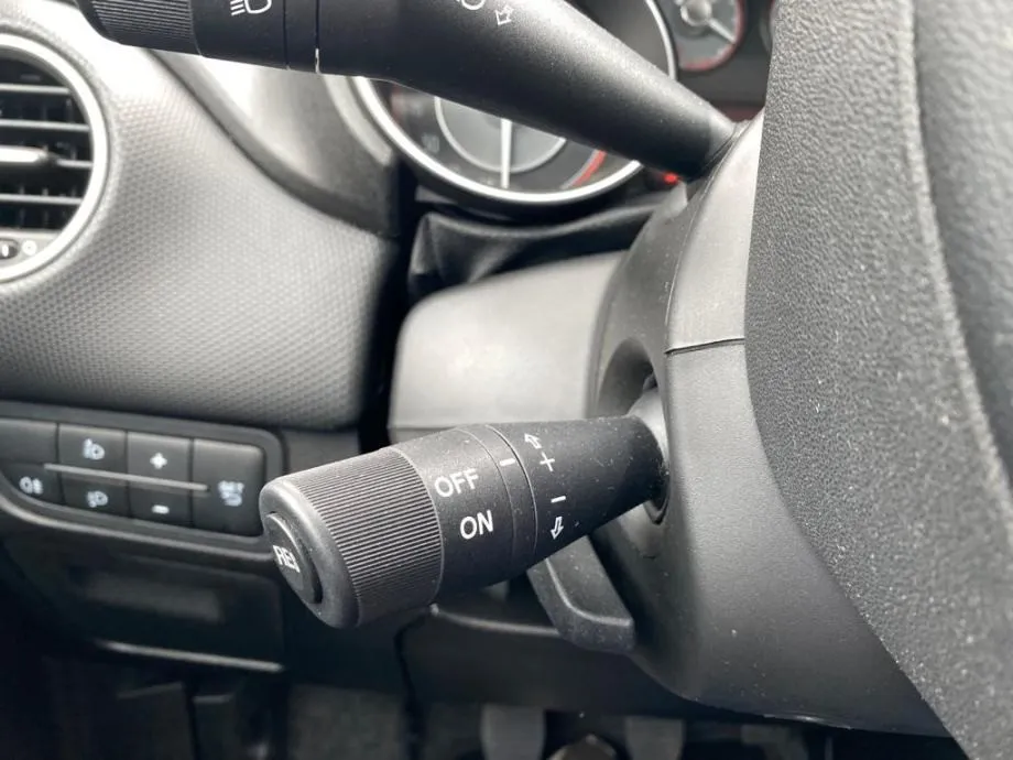 fiat punto 1.3 multijet 16v, klima, tempomat, 4x garancija!!! - slika 15