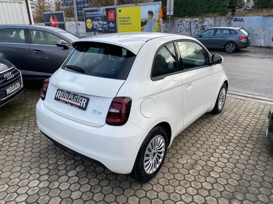 fiat500e - registracija 1 god. - isporuka na adresu - slika 5