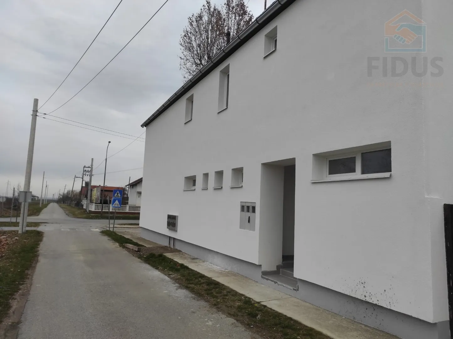trosoban stan - livana - slika 2