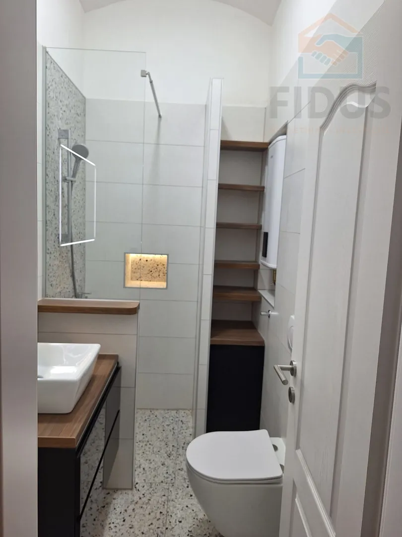 centar, dvosoban stan -osijek - slika 10