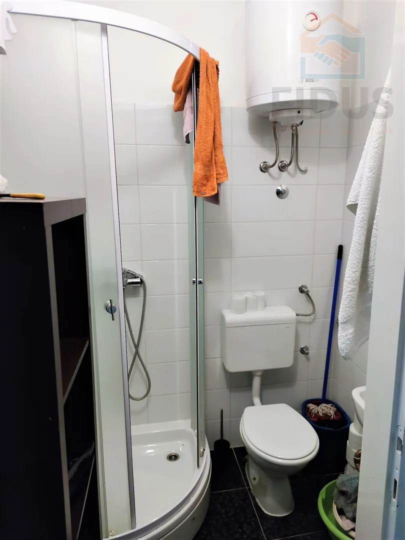 trosoban stan - širi centar osijeka - slika 3