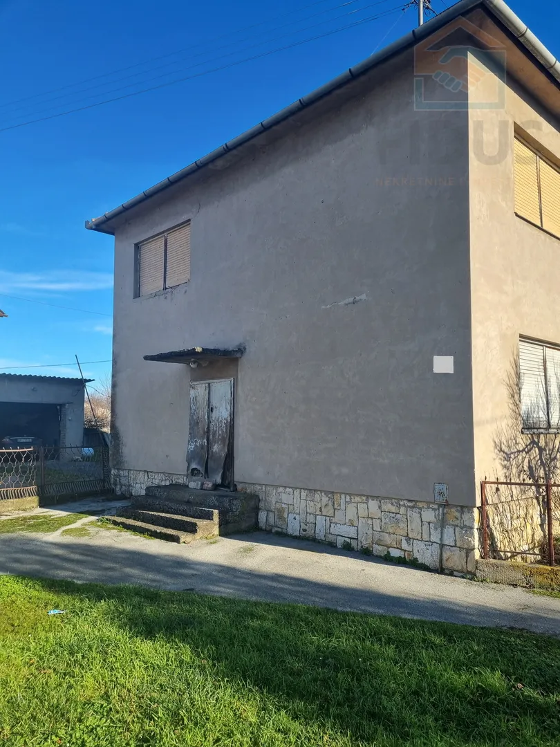 obiteljska kuća u belom manastiru na atraktivnoj lokaciji - slika 2