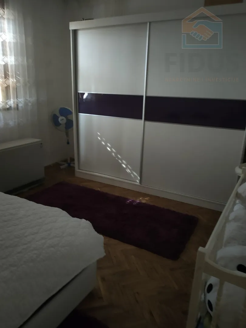 obiteljska kuća s poslovnim prostorom - mirkovci - slika 18