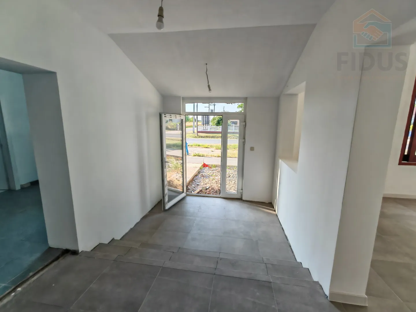 poslovni prostor 350 m2 - livana - slika 4