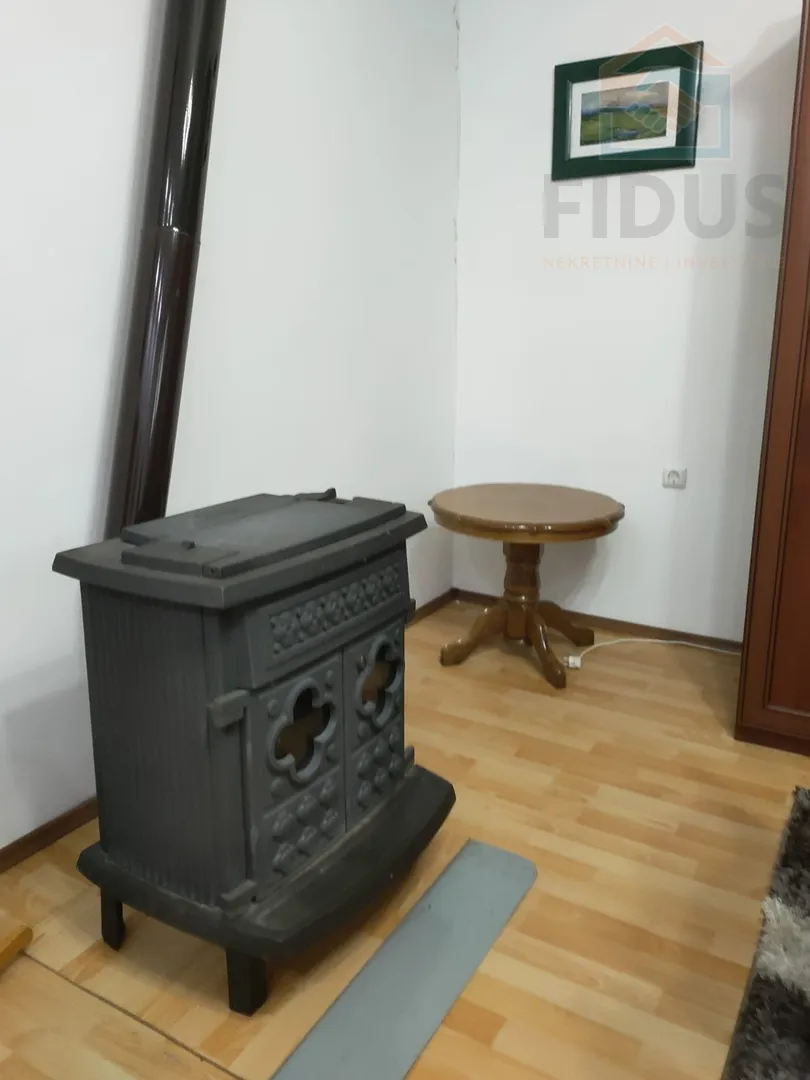 obiteljska kuća s poslovnim prostorom - mirkovci - slika 25