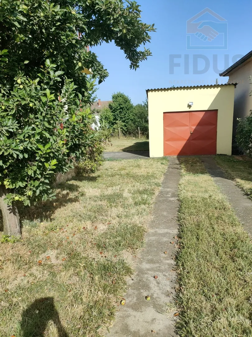 obiteljska kuća s poslovnim prostorom - mirkovci - slika 8