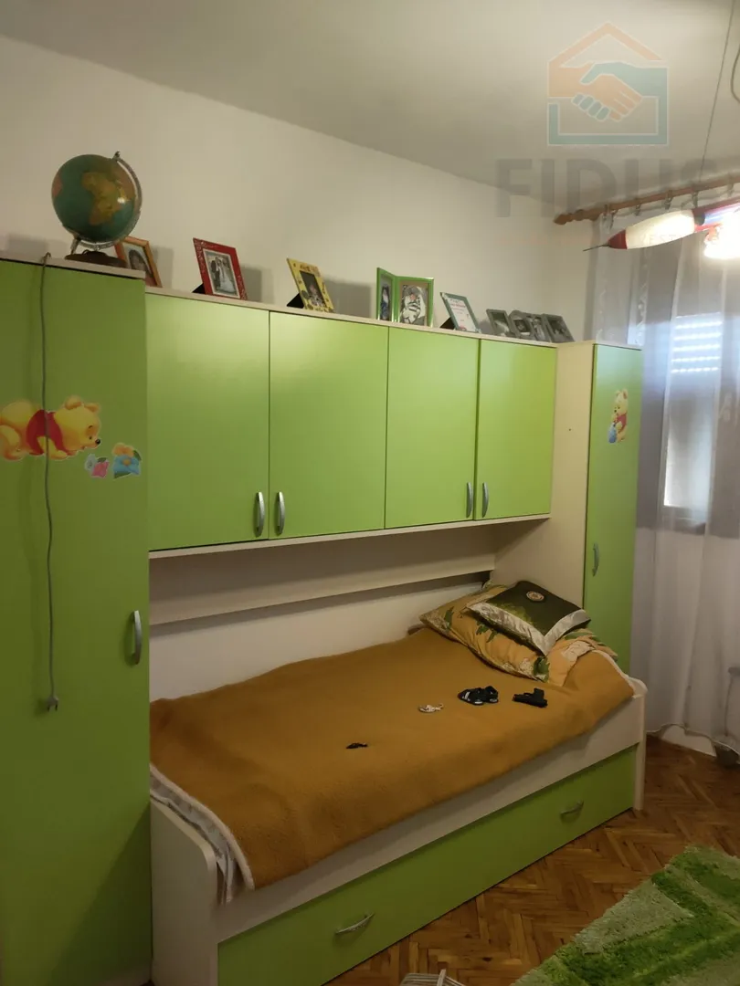 obiteljska kuća s poslovnim prostorom - mirkovci - slika 19