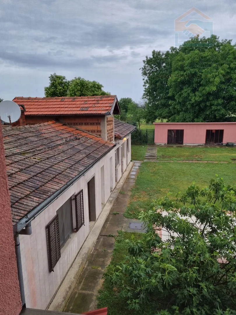 stambeno poslovna zgrada - uglješ - slika 13