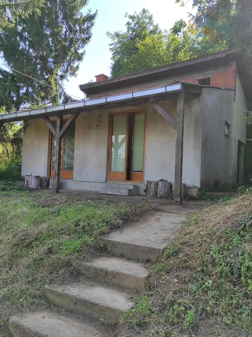 Kuća za odmor sa šumom i voćnjakom - Dalj, Erdut