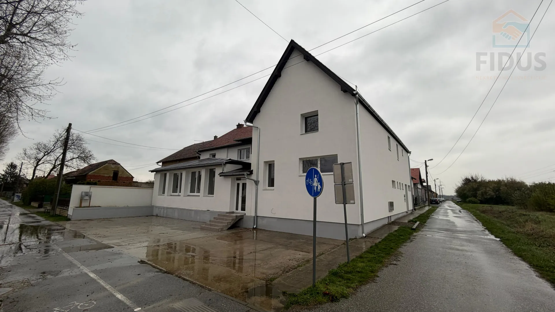 četverosoban stan - livana - slika 2