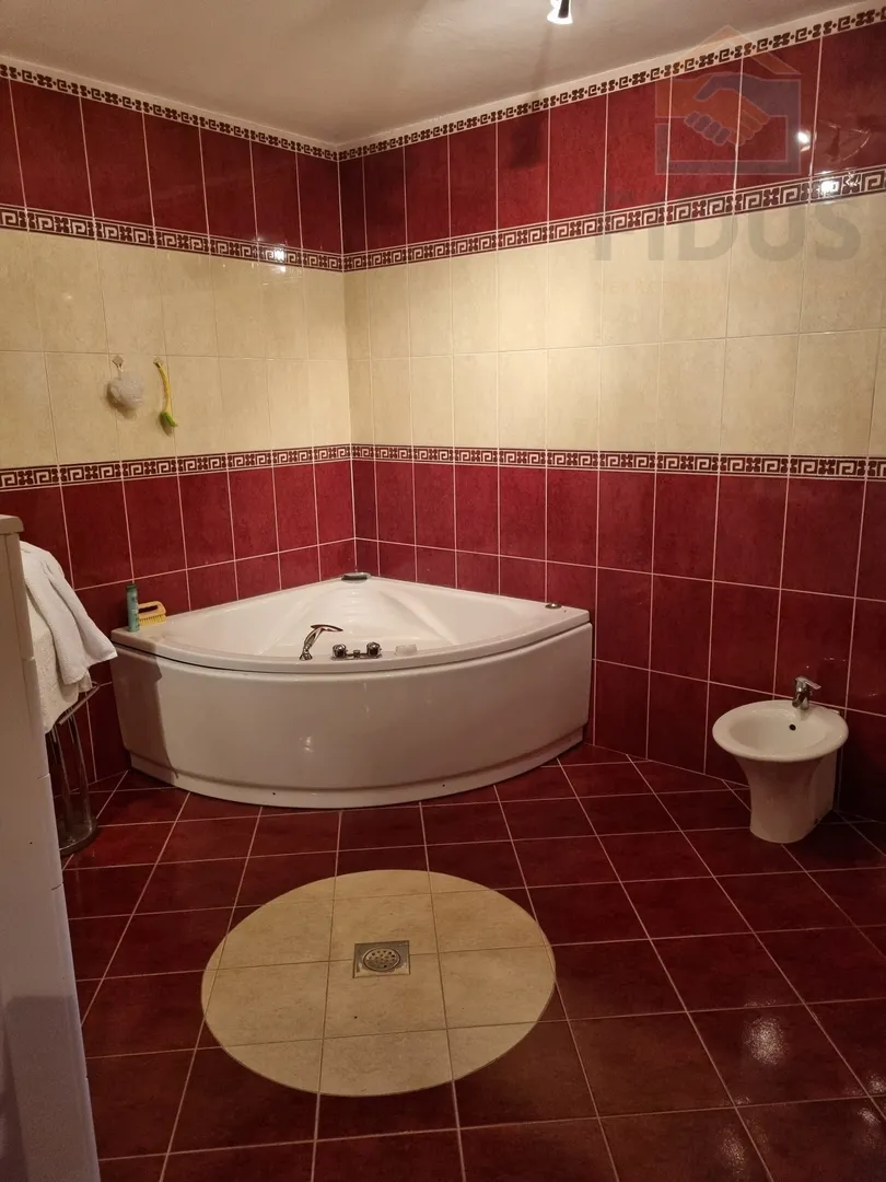 poslovno stambena zgrada - uglješ - slika 25